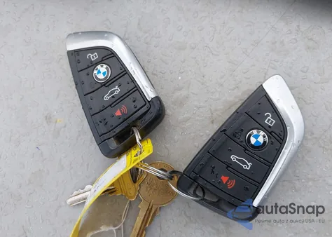 2019 BMW X3 Sdrive30I z USA, uszkodzony, nr VIN 5UXTR7C50KLF28854